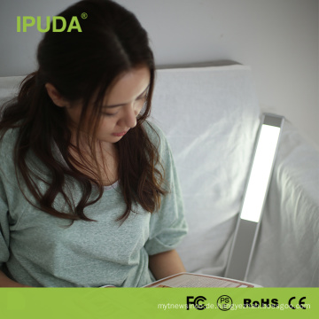Fabrikpreis Touch-LED-Beleuchtungslampe Indoor Batteriebetriebene Tischlampe IPUDA X1